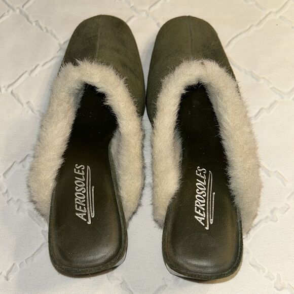 Aerosoles  Green Slip on Leather/Suede Mule Shoes (Size 6.5M) - Picture 7 of 11